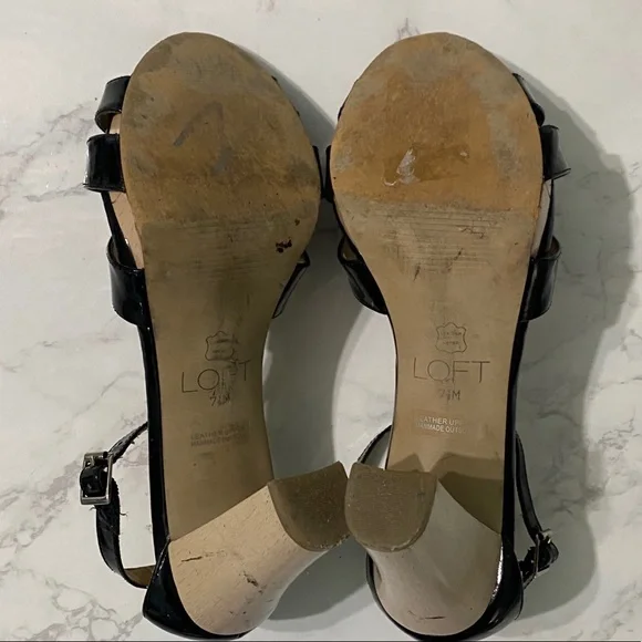 Ann Taylor Loft black strappy heeled sandals 7.5 - Picture 9 of 9